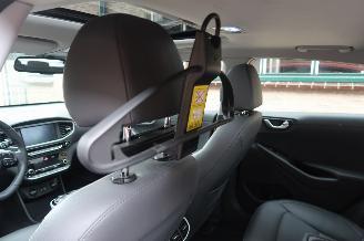 Hyundai Ioniq Premium EV picture 23