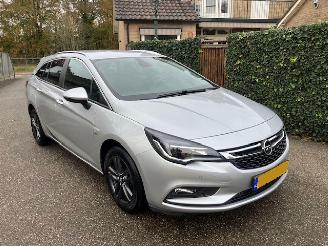Voiture accidenté Opel Astra 1.0 Turbo 120 Jaar Edition 105 PK 66834 KM NAP !! 2019/7