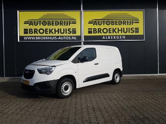 damaged commercial vehicles Opel Combo 1.6D L1H1 Selection 2019/1
