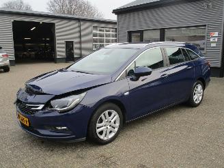Opel Astra SPORTS TOURER 1.0 BUSINESS+ picture 1
