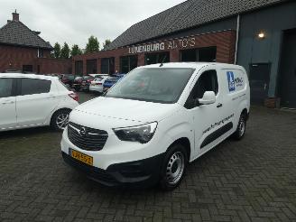 Schade bestelwagen Opel Combo 1.5D L2H1 Edition Airco 75kW 2021/2