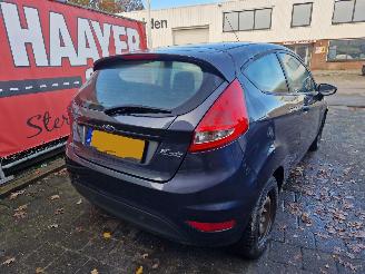 Ford Fiesta 1.25 limited picture 3