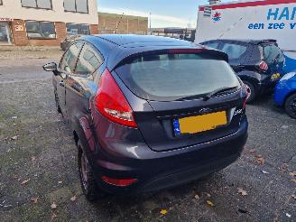 Ford Fiesta 1.25 limited picture 4
