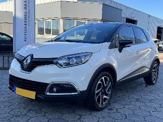 Coche accidentado Renault Captur 0.9 TCe Dynamique 2014/5