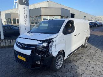 Salvage car Opel Vivaro 2.0 CDTI autom. L2H1 2020/11