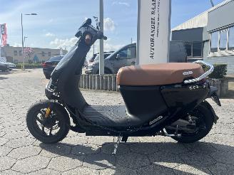 Avarii scootere Segway  Ninebot E125S. 2022/12