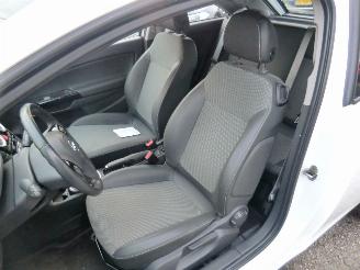 Opel Corsa 1.3 CDTI Selection AIRCO CRUISE NIEUWE APK PDC picture 8