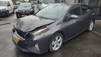 Salvage car Toyota Prius 1.8 Executive 2019/2