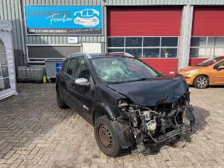 danneggiata veicoli commerciali Renault Clio Clio III Estate/Grandtour (KR), Combi, 2007 / 2014 1.2 16V 75 2011/1