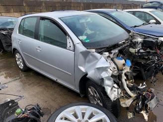 uszkodzony samochody osobowe Volkswagen Golf Golf V (1K1), Hatchback, 2003 / 2010 1.6 FSI 16V 2006