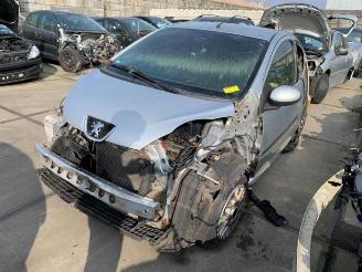 škoda osobní automobily Peugeot 107 107, Hatchback, 2005 / 2014 1.0 12V 2011/8