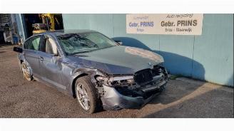 Voiture accidenté BMW 5-serie 5 serie (G30), Sedan, 2016 523d 2.0 TwinPower Turbo 16V 2017/7