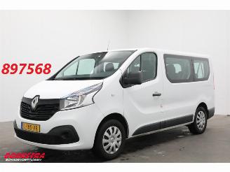 dommages fourgonnettes/vécules utilitaires Renault Trafic Passenger 1.6 dCi 9-Pers Expression Energy Airco 2017/11