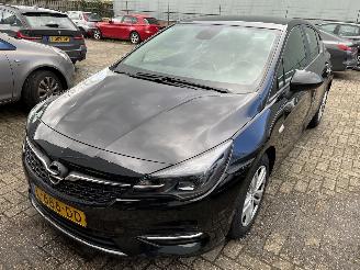 škoda osobní automobily Opel Astra 1.2 Edition   HB 2021/4
