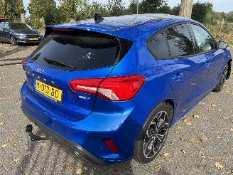 Ford Focus 1.0 Hybrid  ST Line  X Business  ( Panoramadak ) picture 5
