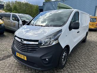 Auto incidentate Opel Vivaro 1.6 CDTI  Biturbo Edition  L2H1  ( motorschade ) 2019/4