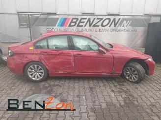 Voiture accidenté BMW 3-serie 3 serie (F30), Sedan, 2011 / 2018 320i 2.0 16V 2015/6