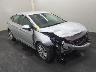 Vaurioauto  passenger cars Opel Astra K 1.6 CDTI 2019/5