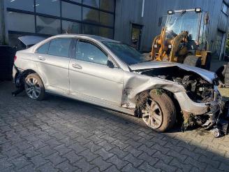 skadebil auto Mercedes C-klasse C (W204), Sedan, 2007 / 2014 3.0 C-350 CDI V6 24V 2010/3