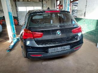 BMW 1-serie 118 I cent high exe picture 3