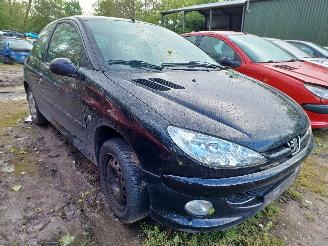 Autoverwertung Peugeot 206 1.4 Forever 2008/2