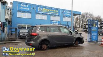 Schadeauto Opel Zafira Zafira Tourer (P12), MPV, 2011 / 2019 1.6 CDTI 16V ecoFLEX 136 2013/11