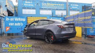 Auto incidentate Tesla Model 3 Model 3, Sedan, 2017 EV AWD 2018/10