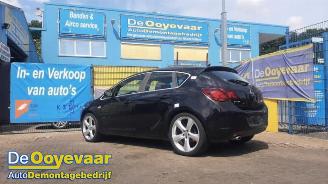 Opel Astra Astra J (PC6/PD6/PE6/PF6), Hatchback 5-drs, 2009 / 2015 1.4 Turbo 16V picture 5