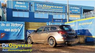 damaged commercial vehicles Opel Astra Astra J Sports Tourer (PD8/PE8/PF8), Combi, 2010 / 2015 1.4 Turbo 16V 2012/5