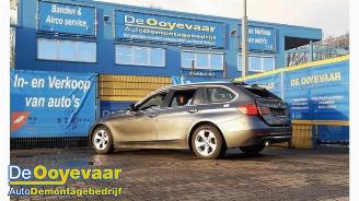 Voiture accidenté BMW 3-serie 3 serie Touring (F31), Combi, 2012 / 2019 320d 2.0 16V EfficientDynamicsEdition 2014/3