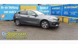 Schadeauto BMW 1-serie 1 serie (F40), Hatchback, 2019 118i 1.5 TwinPower 12V 2021/10