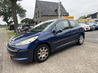 Peugeot 207 1.4-16V XR AIRCO picture 2
