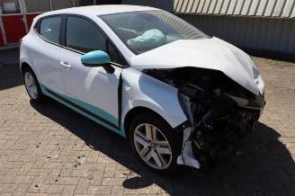 demontáž osobní automobily Renault Clio Clio V (RJAB), Hatchback 5-drs, 2019 1.0 TCe 100 12V Bi-Fuel 2022/5