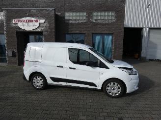 Salvage car Ford Transit Connect 1.5 ECOBLUE L1 TREND 2019/10