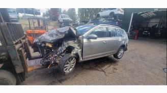 danneggiata veicoli commerciali Skoda Octavia Octavia Combi (5EAC), Combi 5-drs, 2012 / 2020 1.6 TDI GreenTec 16V 2014/2