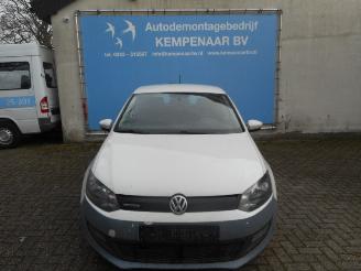demontáž osobní automobily Volkswagen Polo Polo V (6R) Hatchback 1.2 TDI 12V BlueMotion (CFWA(Euro 5)) [55kW]  (1=
0-2009/05-2014) 2013