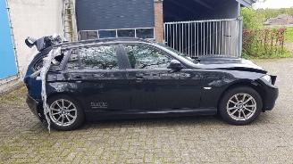 Salvage car BMW 3-serie 3 serie Touring (E91) Combi 318i 16V (N43-B20A) [105kW]  (05-2007/05-2=
012) 2010/2
