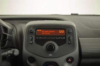 Peugeot 108 1.0 e-VTI Active Automaat picture 10