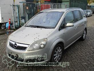 demontáž osobní automobily Opel Zafira Zafira (M75) MPV 2.2 16V Direct Ecotec (Z22YH(Euro 4)) [110kW]  (07-20=
05/12-2012) 2006/8