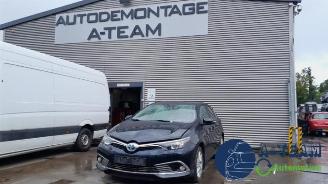 Schade bestelwagen Toyota Auris Auris (E18), Hatchback 5-drs, 2012 / 2019 1.8 16V Hybrid 2017/1