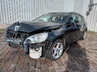 škoda osobní automobily Volvo V-60 V60 I (FW/GW) 1.6 DRIVe (D4162T) [84kW]  (02-2011/12-2015) 2013/1