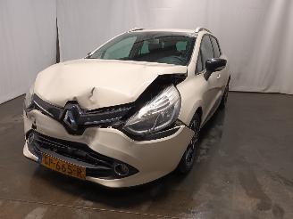 uszkodzony samochody osobowe Renault Clio Clio IV Estate/Grandtour (7R) Combi 5-drs 1.5 Energy dCi 90 FAP (K9K-6=
08(K9K-B6)) [66kW]  (11-2012/...) 2015/7
