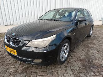 Salvage car BMW 5-serie 5 serie Touring (E61) Combi 523i 24V (N53-B25A) [140kW]  (01-2007/09-2=
010) 2007/3