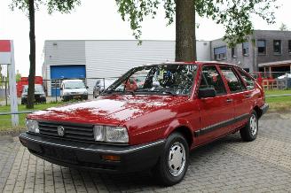 uszkodzony samochody osobowe Volkswagen Passat 1.6 CL Inj NETTE STAAT!, Trekhaak, HISTORIE! 1987/4