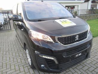 Avarii auto utilitare Peugeot Expert 2.0D  52.000KM 3-Zits  Airco  Navi  Camera  HalfLeer  Cruise-Control  Line Assist  DodeHoek-Syst 2021/8