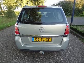 Opel Zafira 2.2 i 7 zitter 151381 Km Org NL, Nap 103 Kw picture 4