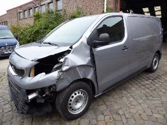 dommages fourgonnettes/vécules utilitaires Peugeot Expert Premium 2020/1