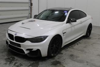 BMW M4  picture 1
