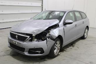 damaged commercial vehicles Peugeot 308  2021/9