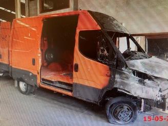 rozbiórka samochody ciężarowe Iveco New daily Diesel 2.998cc 110kW RWD 2016-04 2019/1